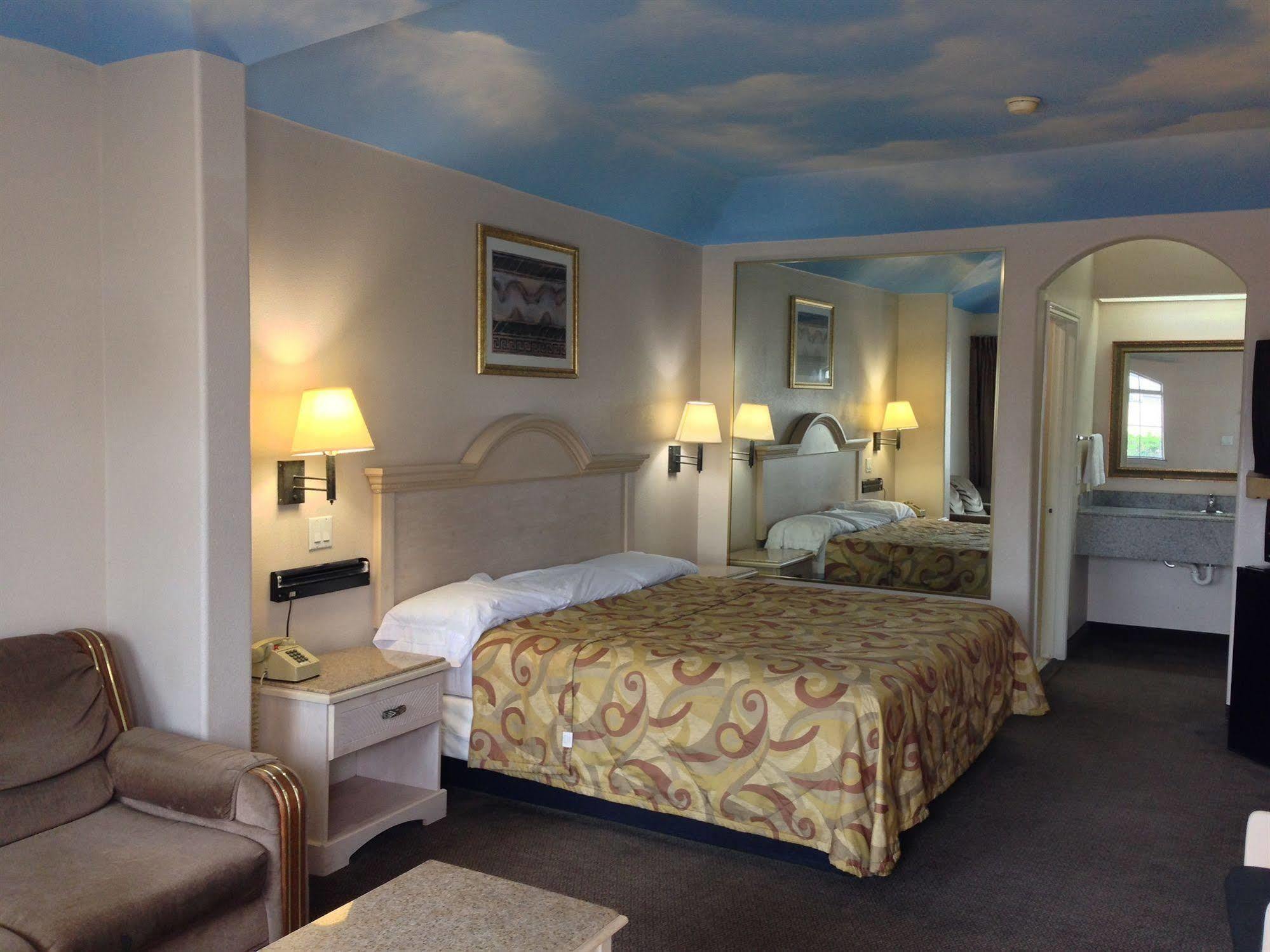 Camelot Inn & Suites Highway 290/Northwest Freeway Jersey Village Esterno foto